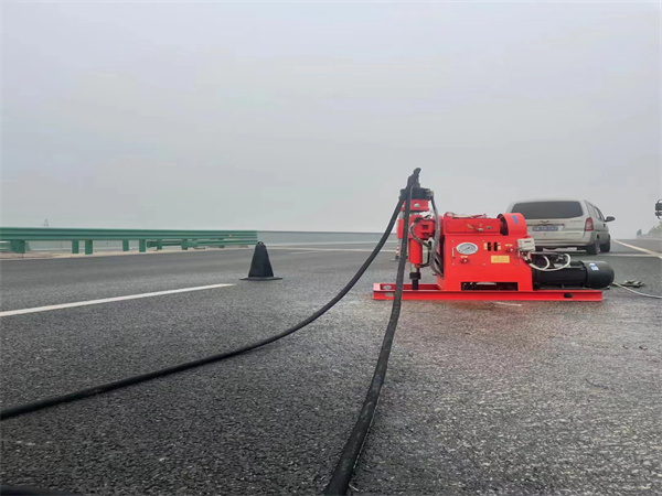 株洲马路路基路面开裂下沉注浆加固灌浆